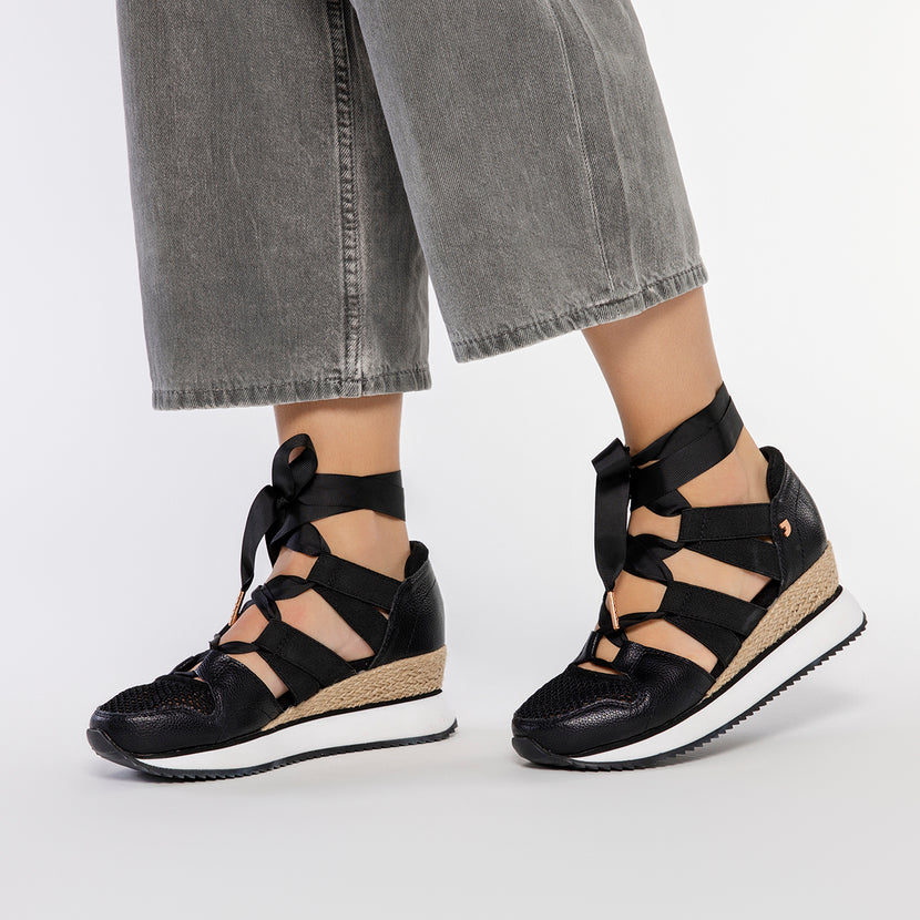 SNEAKERS ABIERTOS NEGROS TIPO ESPADRILLE CON TIRAS PARA MUJER MUIR