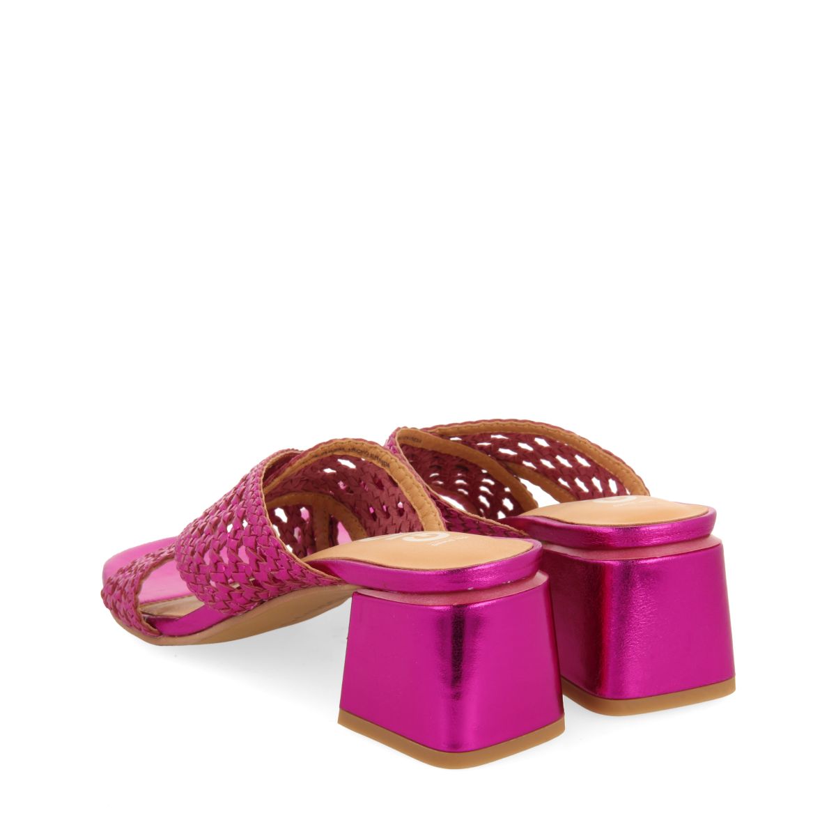 SANDALIAS DESTALONADAS COLOR FUCSIA CON TRENZADOS PARA MUJER CLARCONA