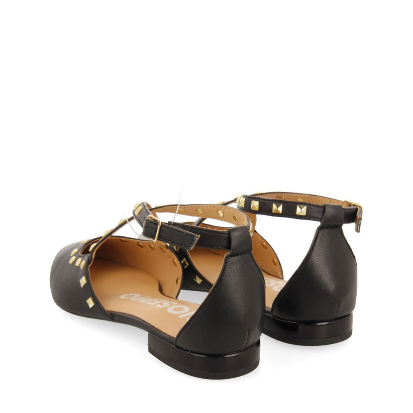 BAILARINAS DE PIEL COLOR NEGRO CON PUNTA FINA Y DETALLE DE TACHAS PARA MUJER GARCON
