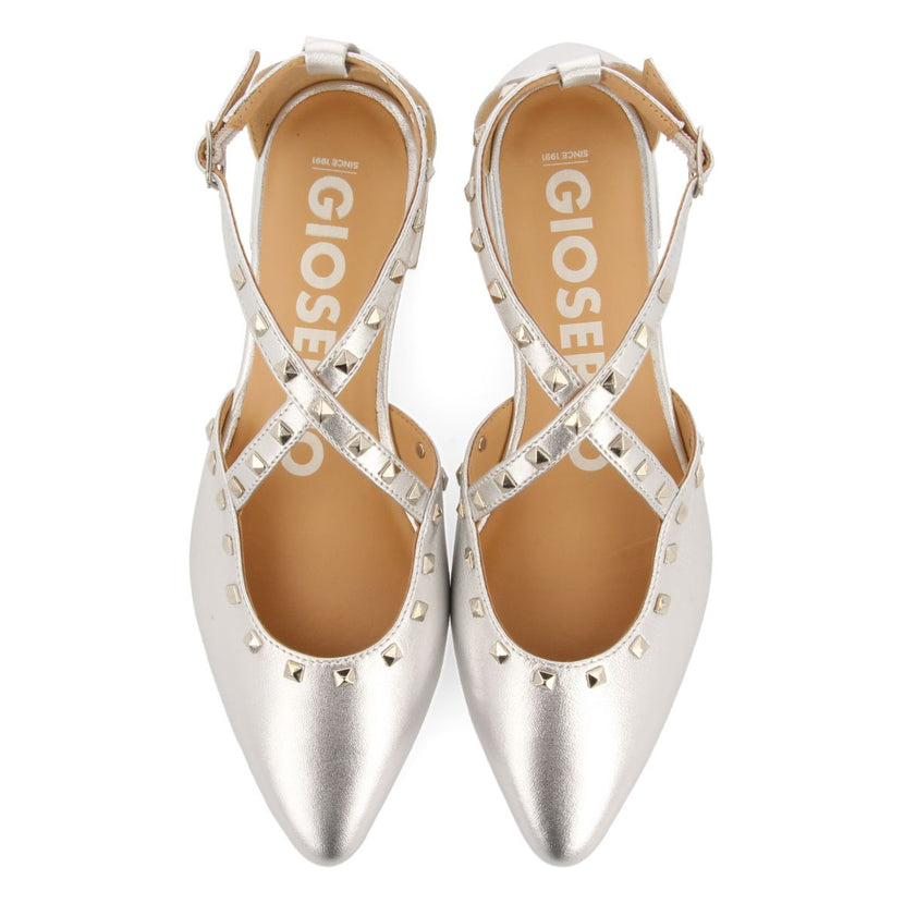 BAILARINAS DE PIEL COLOR PLATEADO CON PUNTA FINA Y DETALLE DE TACHAS PARA MUJER GARCON