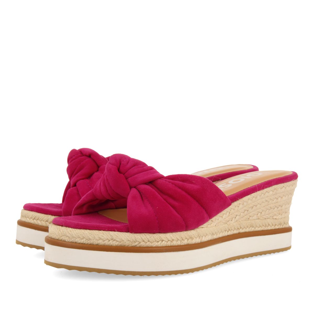 SANDALIAS TIPO PALA COLOR FUCSIA CON DETALLE DE NUDO Y CUÑA PARA MUJER CAKRAN