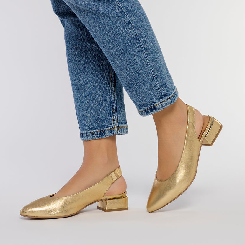 BAILARINAS DESTALONADAS DE PIEL EN COLOR DORADO PARA MUJER OBROVAC