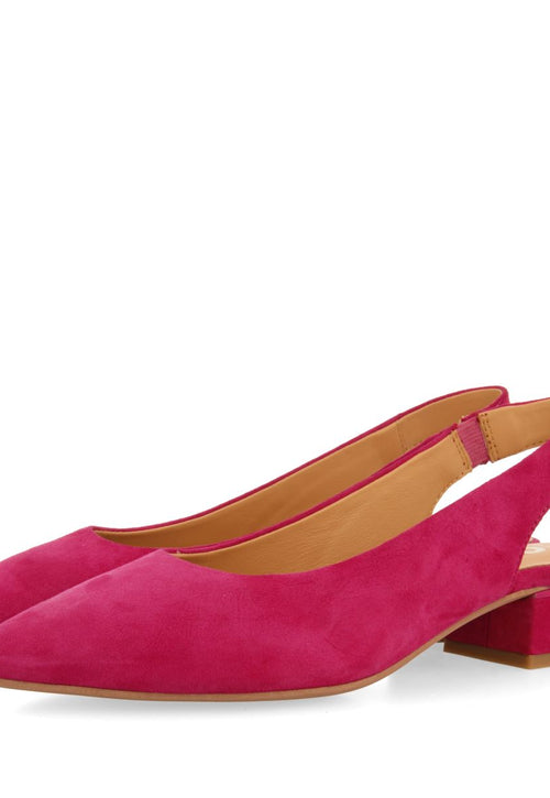 FUCHSIA COLORED LEATHER UNHEELED BALLERINAS FOR WOMEN MUHURR