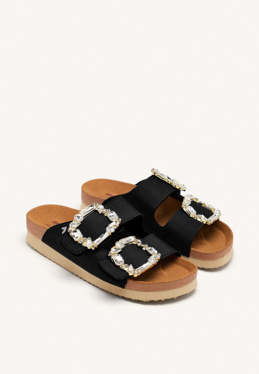 SANDALIAS NEGRAS ESTILO BIO CON ADORNO JOYA PARA MUJER ADERKLAA