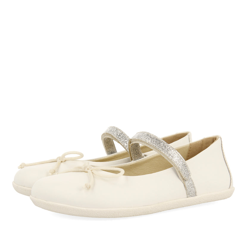 WHITE GLITTERY BALLET FLATS WITH BOW EMBELLISHMENT FOR GIRLS AND BOYS ANNSVILLE