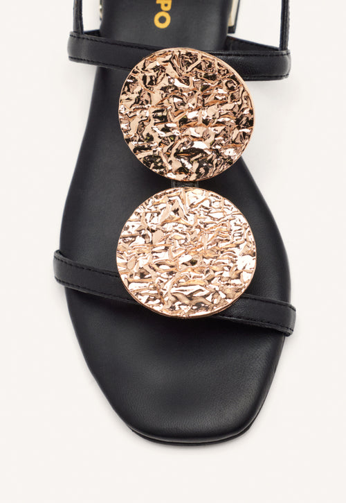 BLACK LEATHER SANDALS WITH METALLIC TRIM FOR WOMEN TROFA