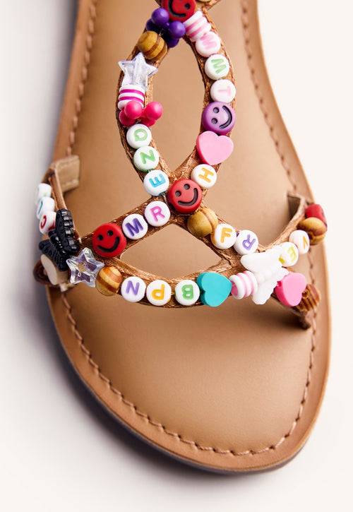 SANDALIAS SOLIDARIAS KIKAYA BY MARÍA GALÁN