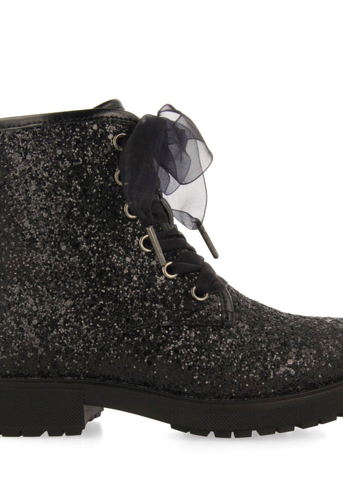 SEQUINED BOOTS AND TULLE SURANY