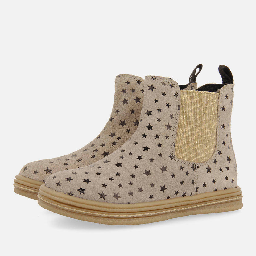SUEDE BOOTS WITH STARS AND LEATHER DETAILS