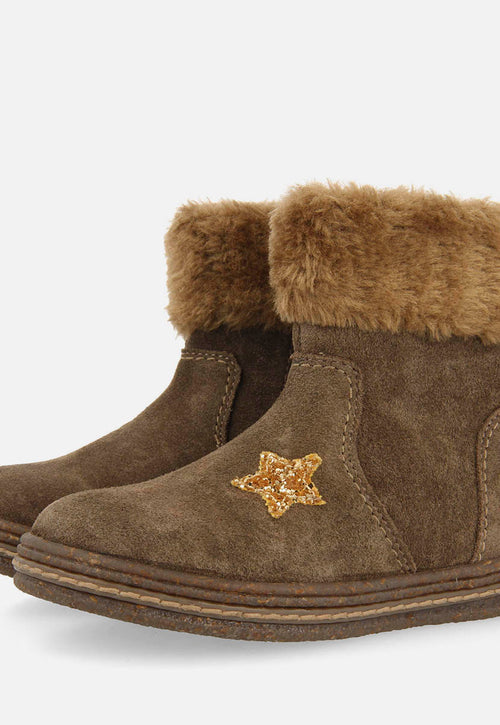 SUEDE LEATHER BOOTS WITH FUR ON THE SIDE