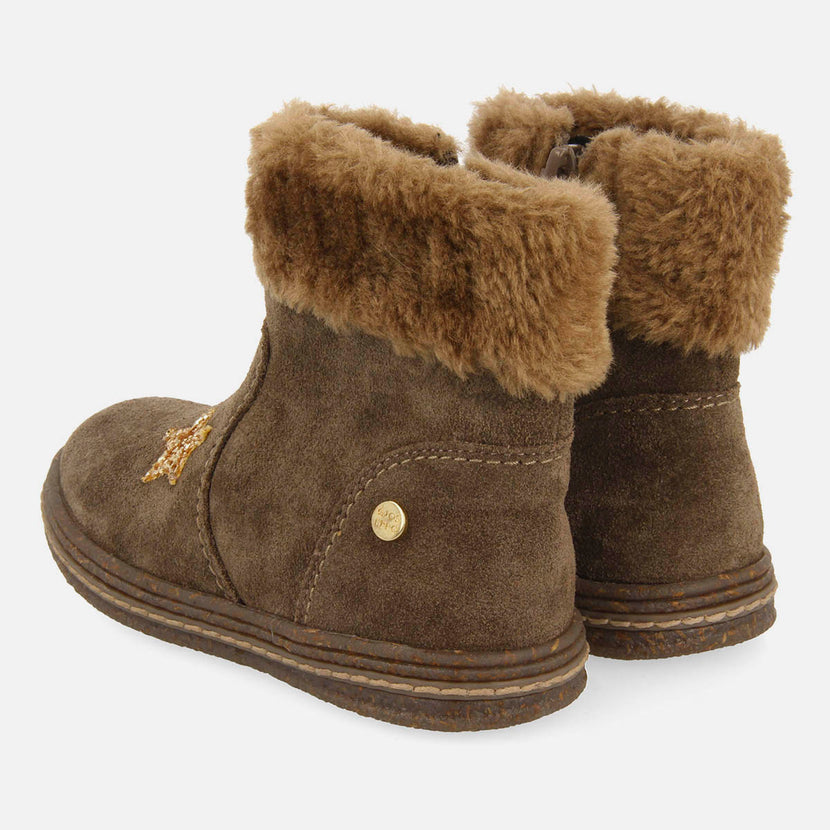 SUEDE LEATHER BOOTS WITH FUR ON THE SIDE