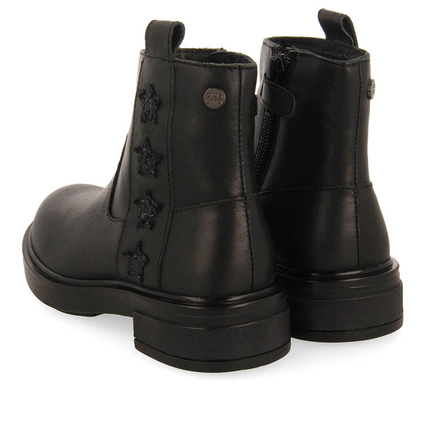 SCARPE IN PELLE CON STELLE KISBER