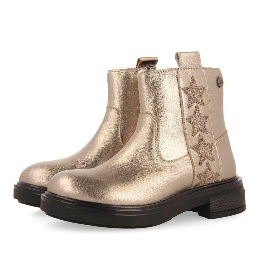 SCARPE IN PELLE CON STELLE KISBER