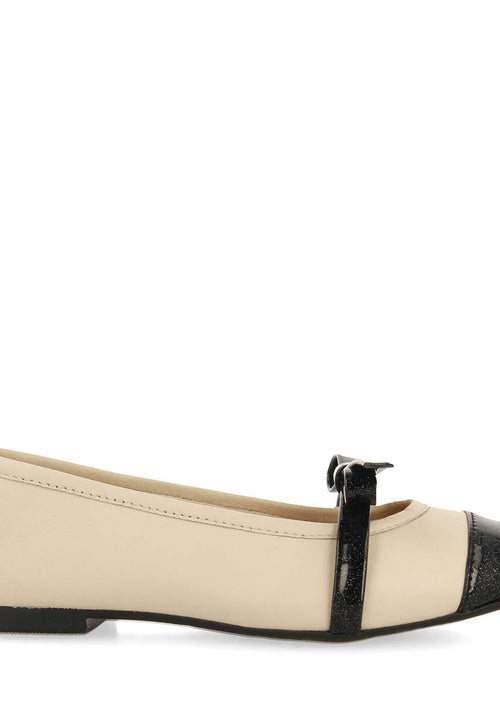 BASKETS EN CUIR À LACETS TRUXTON