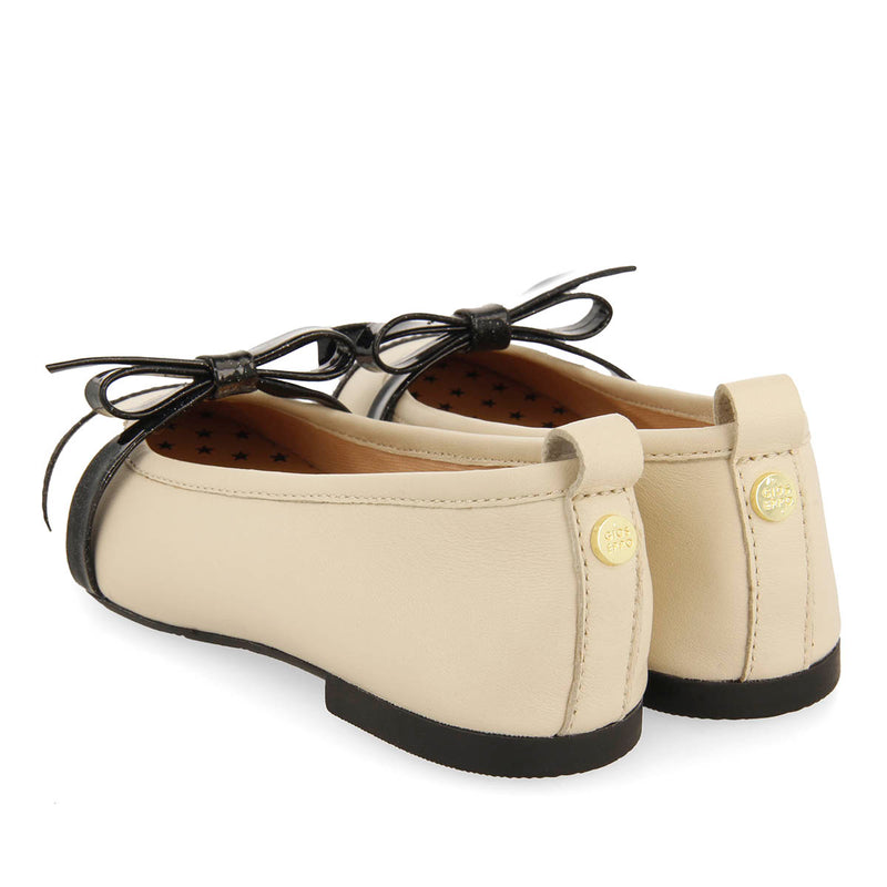 LEATHER BASKETS WITH LACES TRUXTON