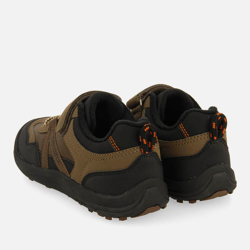SNEAKERS ESTILO TREKKING JULBACH