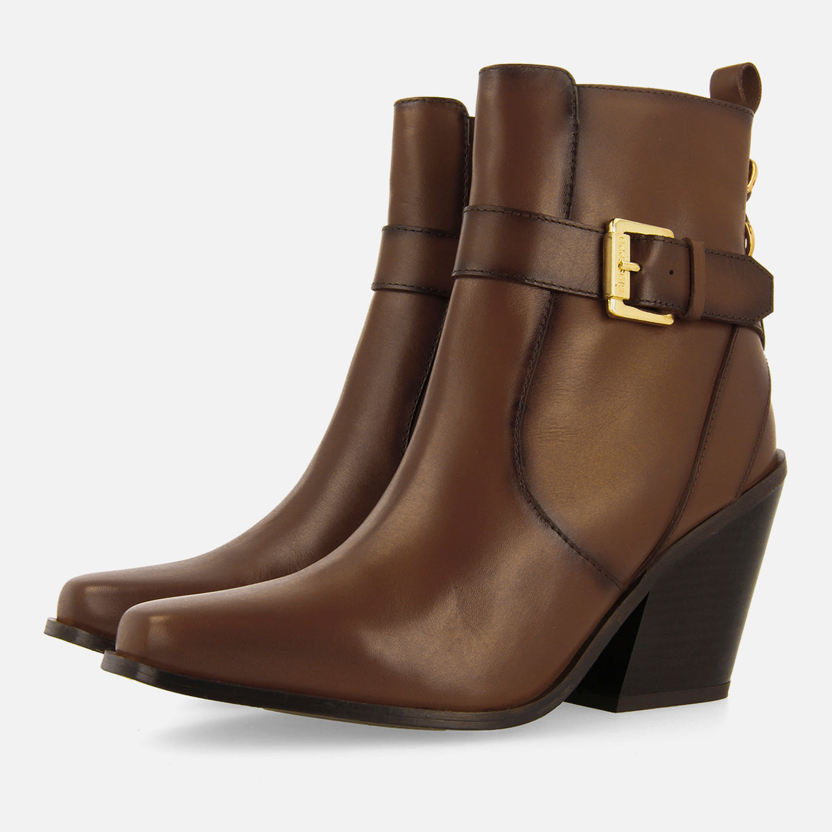 STIVALI DA COWBOY IN PELLE CON TACCO SANDVED