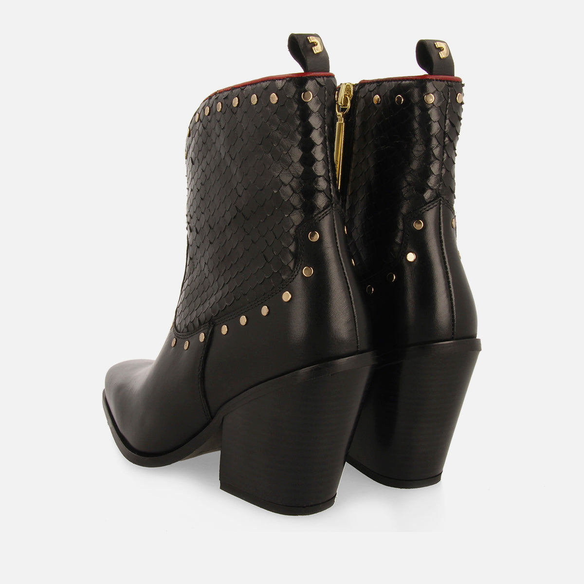 STIVALI COWBOY IN PELLE CON TACCO SAGERBY