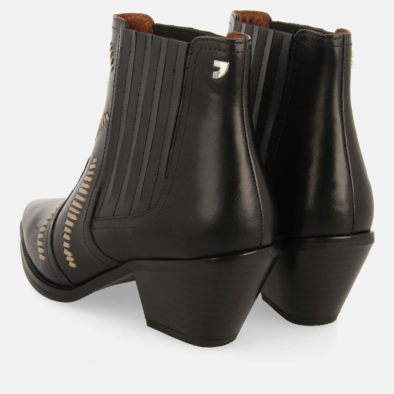 BOTINES COWBOY BORDADO PIEL SIKLOS