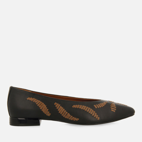 EMBROIDERED LEATHER BALLET FLATS ZAMARDI