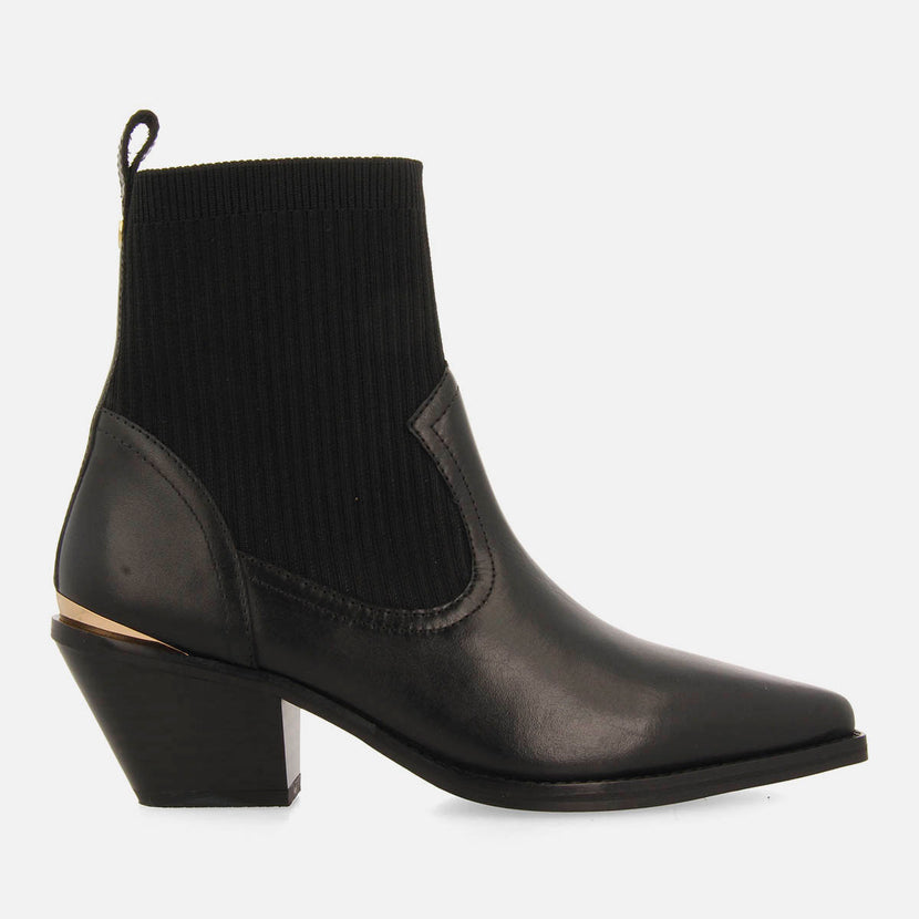 BOTINES COWBOY TIPO CALCETÍN TACÓN PIEL TAPOLCA