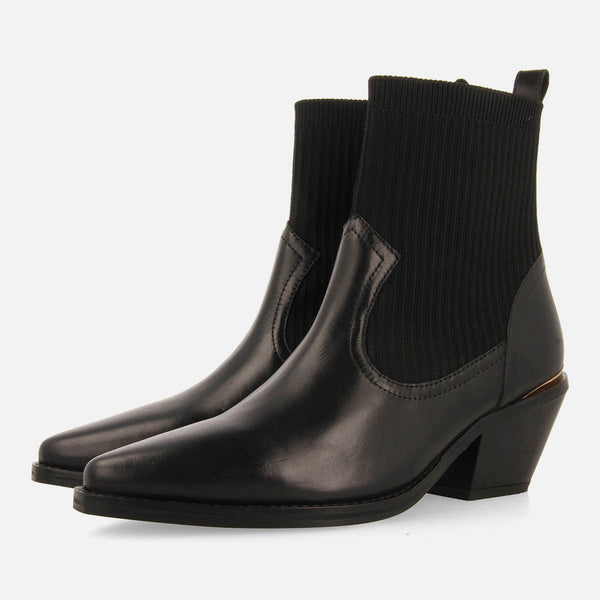 BOTINES COWBOY TIPO CALCETÍN TACÓN PIEL TAPOLCA