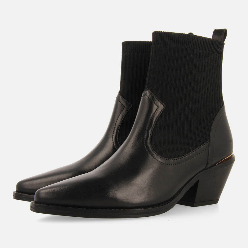 BOTINES COWBOY TIPO CALCETÍN TACÓN PIEL TAPOLCA