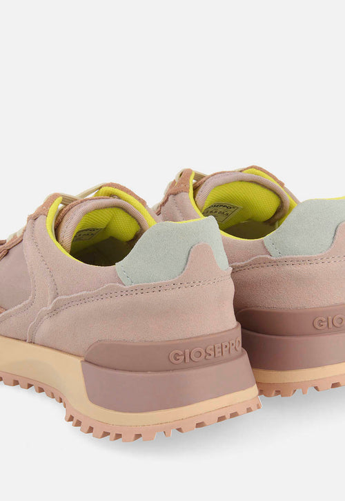 RETRO SNEAKERS FLOING