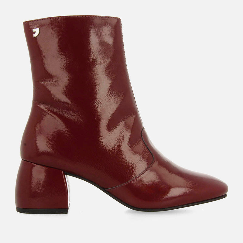 PATENT LEATHER ANKLE BOOTS WITH HEEL DUDINCE
