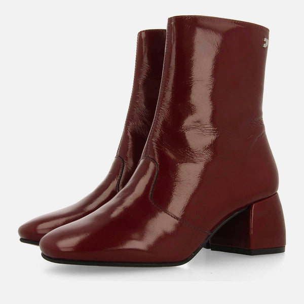 PATENT LEATHER ANKLE BOOTS WITH HEEL DUDINCE