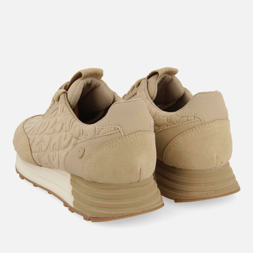 SNEAKERSALCOCHADAS SVIT