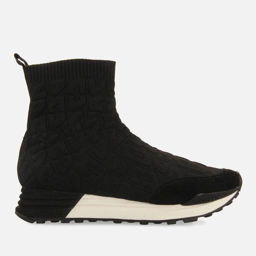BASKETS DE TYPE CHAUSSETTE HOLEV