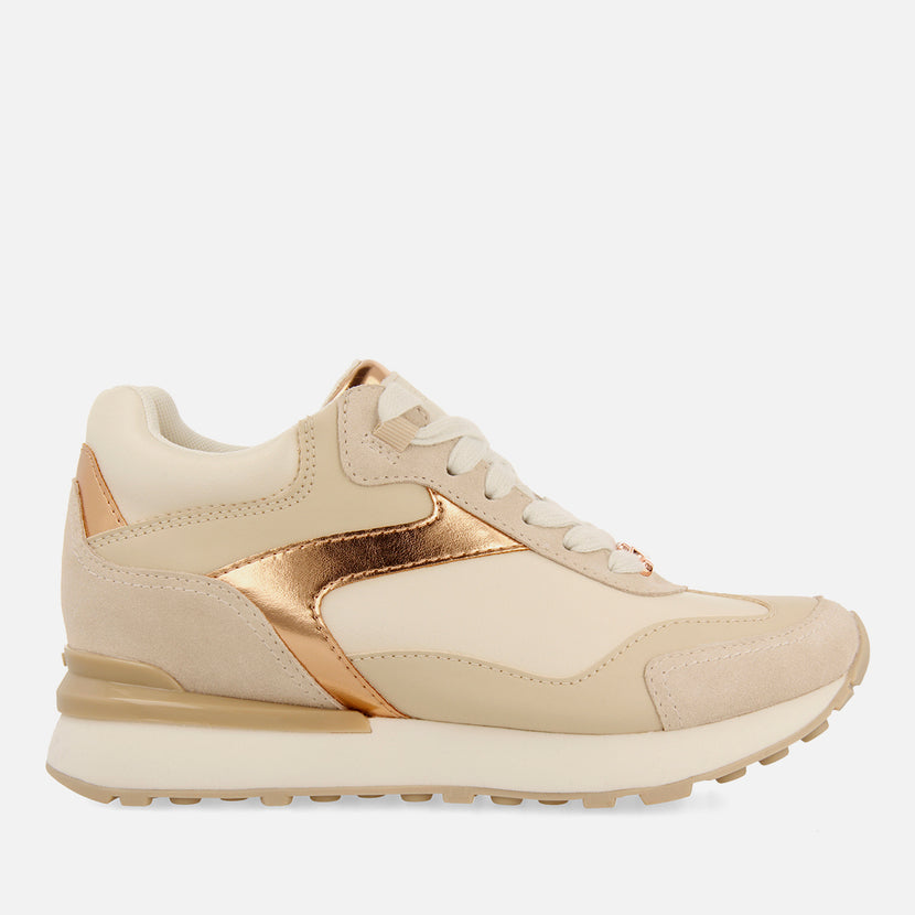 SNEAKERS METALIZADAS CUÑA INTERNA CASTILE