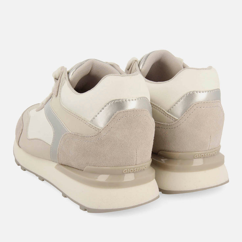 SNEAKERS METALIZADAS CUÑA INTERNA CASTILE