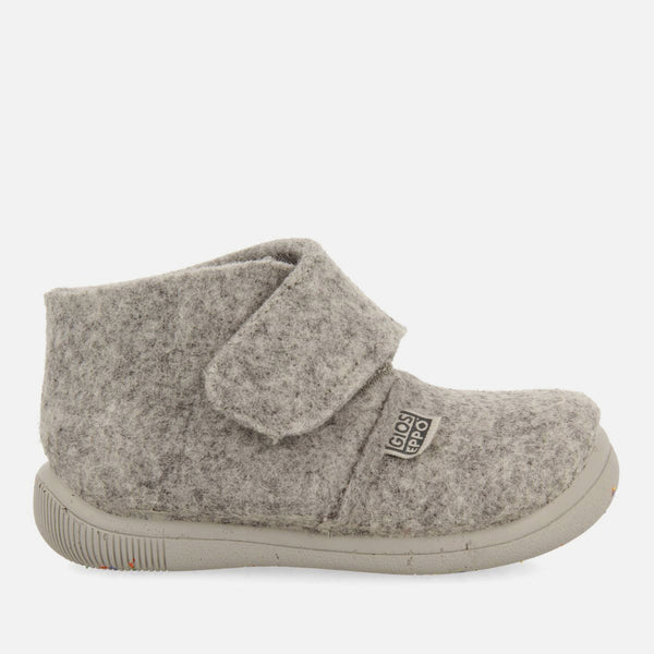 ZAPATILLAS DE ESTAR POR CASA ABOTINADAS SCIPIO