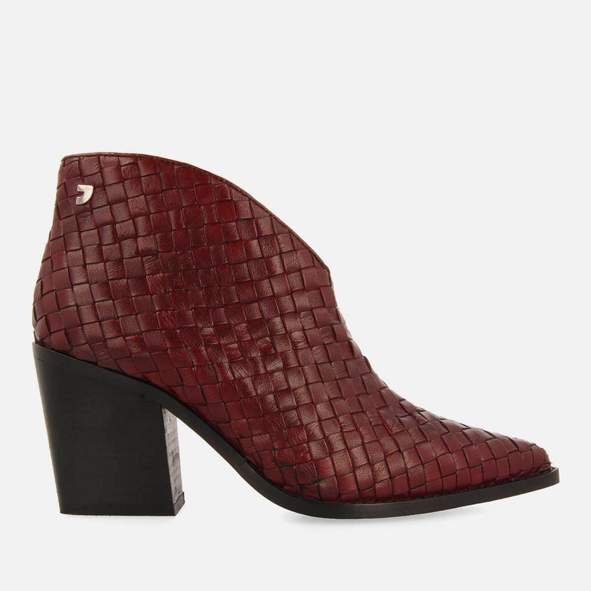 BRAIDED LEATHER ANKLE BOOTS WITH HEEL TAMASI