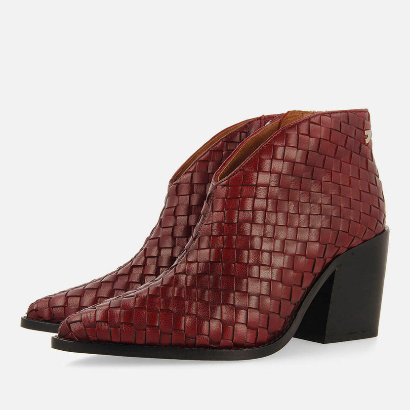 BRAIDED LEATHER ANKLE BOOTS WITH HEEL TAMASI
