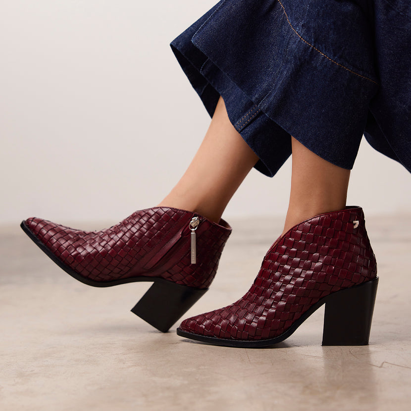 BRAIDED LEATHER ANKLE BOOTS WITH HEEL TAMASI