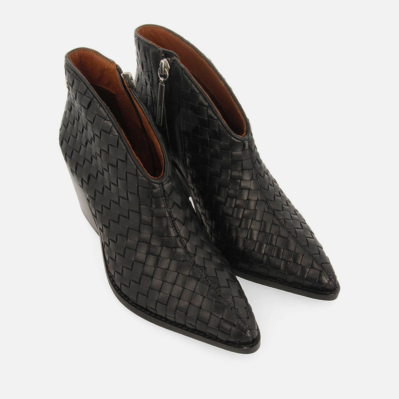 BRAIDED LEATHER ANKLE BOOTS WITH HEEL TAMASI
