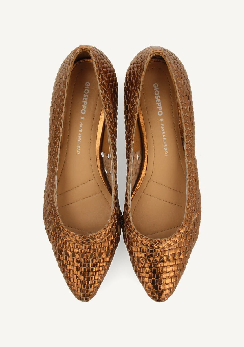 ZAPATOS DE SALÓN METALIZADOS TACHUELAS PIEL MAGLOD