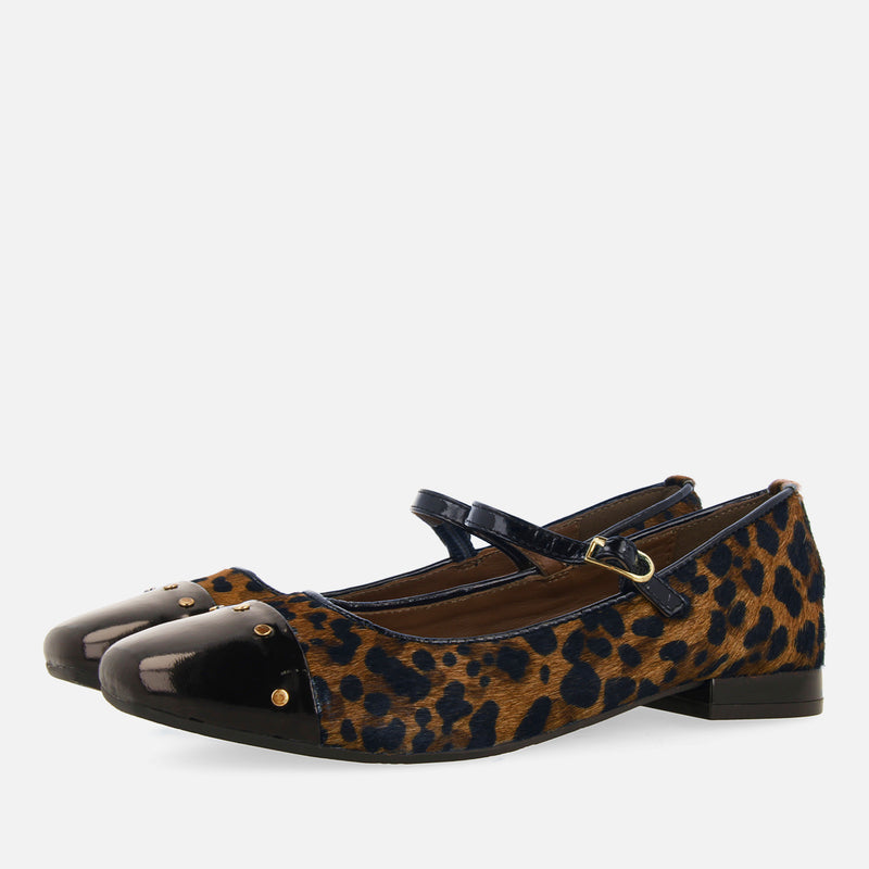 LEOPARD PRINT LEATHER BALLET FLATS SERED