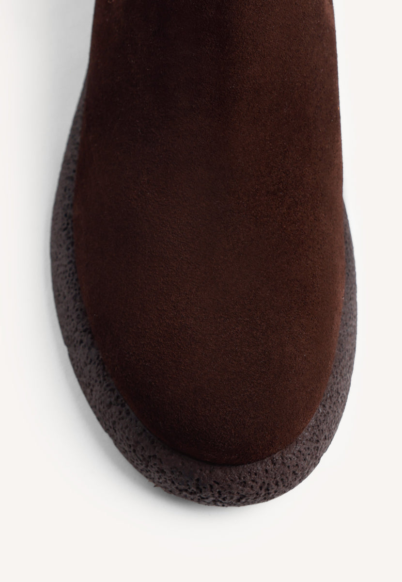 BOTAS CHELSEA EM COURO PRESOV