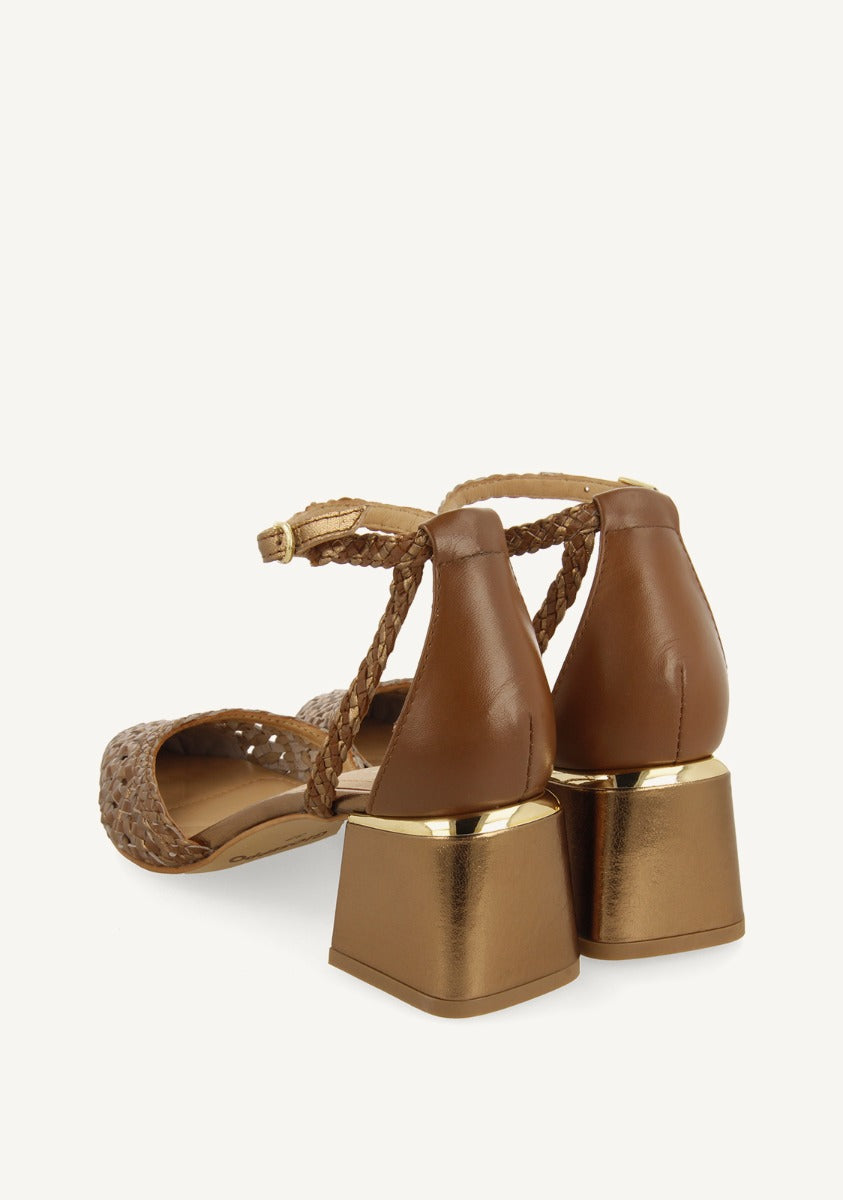 BRAIDED LEATHER PUMPS SARKAD