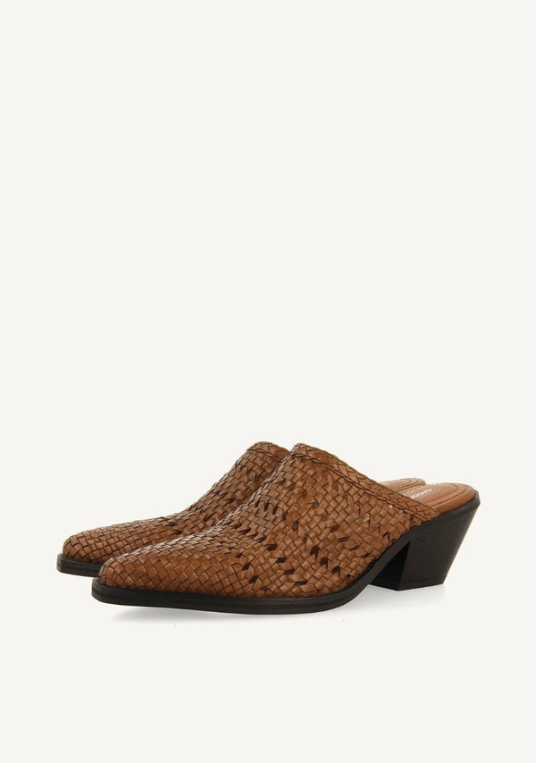 LEATHER HEEL MULES CLOGS BATTONYA