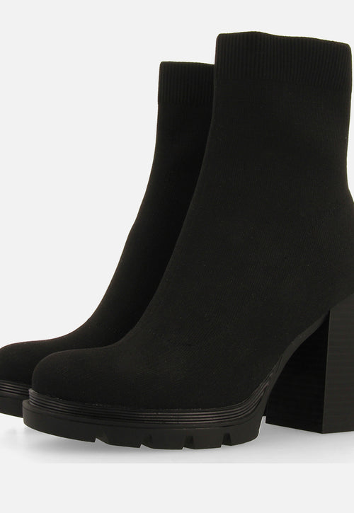 SOCKS-STYLE ANKLE BOOTS WITH HEEL AND TRACK SOLE KENDERES