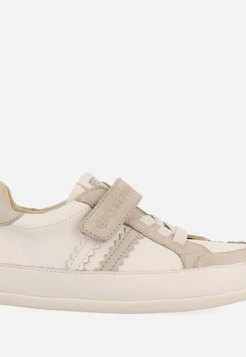 WHITE BASKETS WITH ADJUSTABLE CLOSURES FOR BOYS AND GIRLS SKRADIN