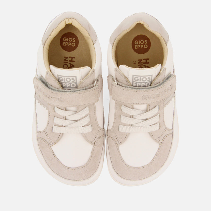 WHITE BASKETS WITH ADJUSTABLE CLOSURES FOR BOYS AND GIRLS SKRADIN