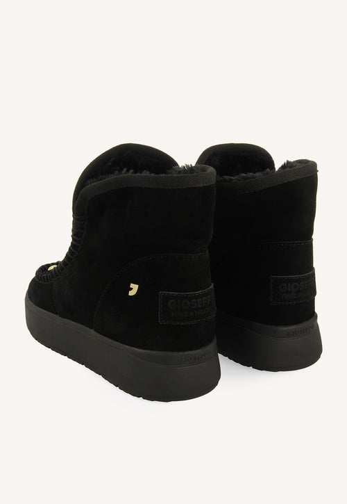 AUSTRALIAN STUDDED LEATHER BOOTS SCHODACK