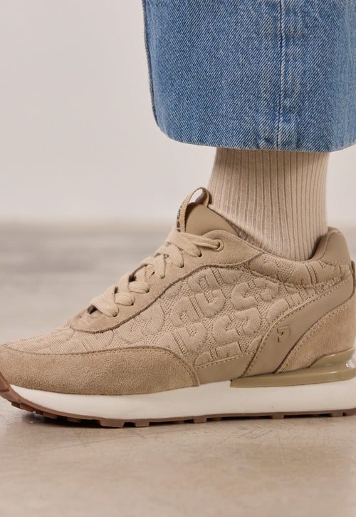 PADDED SNEAKERS WITH INTERNAL WEDGE MENTZ