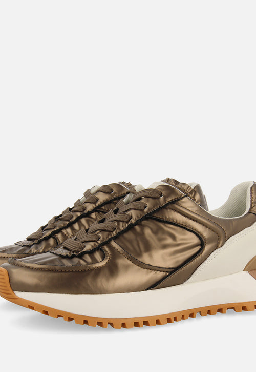 SNEAKERS METALIZADAS NABBE